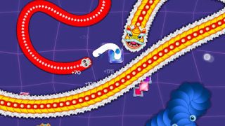 Download Worm Hunt - Snake game iO zone Action for Android screenshot 5